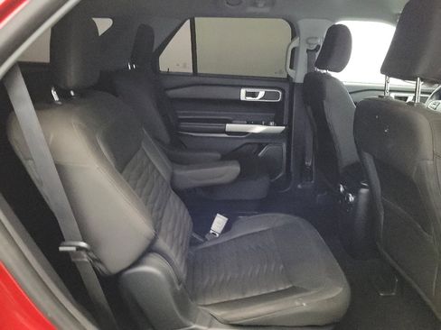 Used 2021 Ford Explorer XLT AWD/4WD image 19