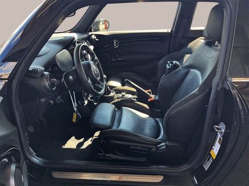 Used 2022 MINI Cooper S FWD image 6