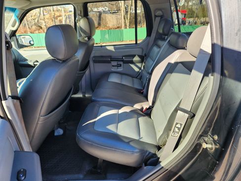 Used 2003 Ford Explorer Sport Trac XLS image 20
