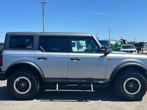 Certified 2024 Ford Bronco Badlands AWD/4WD image 2