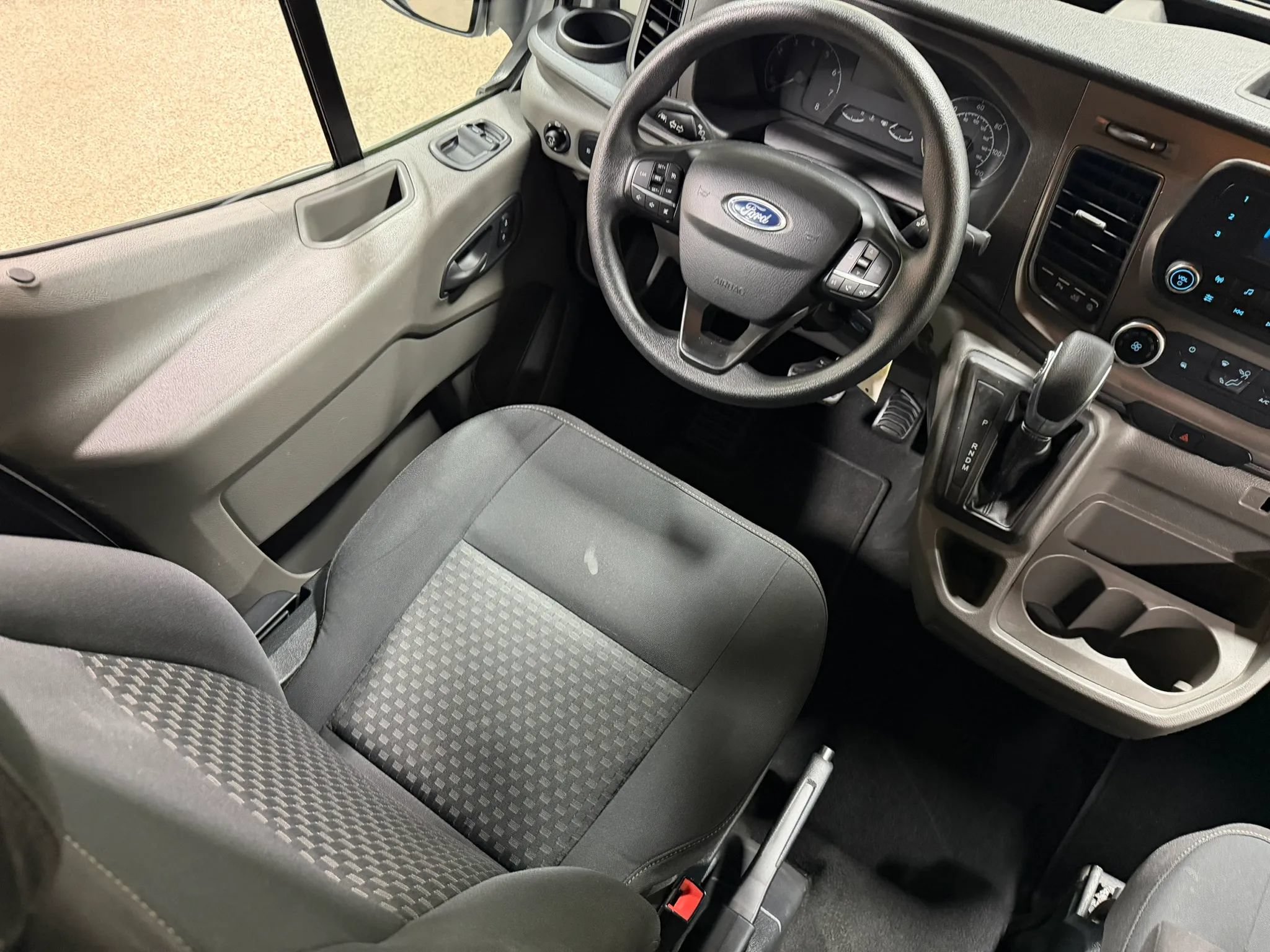 Used 2020 Ford Transit 150 XLT AWD/4WD image 56