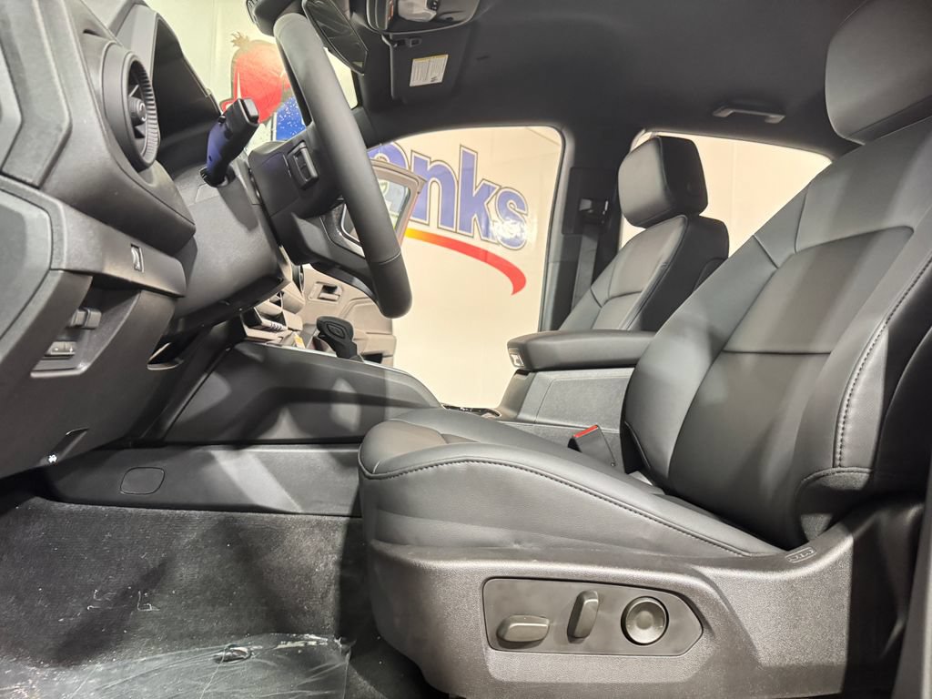New 2026 Chevrolet Colorado Trail Boss AWD/4WD image 8