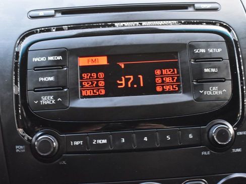 Used 2018 Kia Forte LX image 28