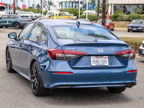 Certified 2025 Honda Civic Sport image 13