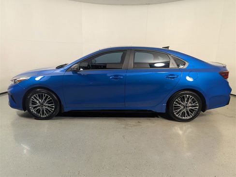Used 2023 Kia Forte GT-Line w/ GT-Line Premium Package image 4