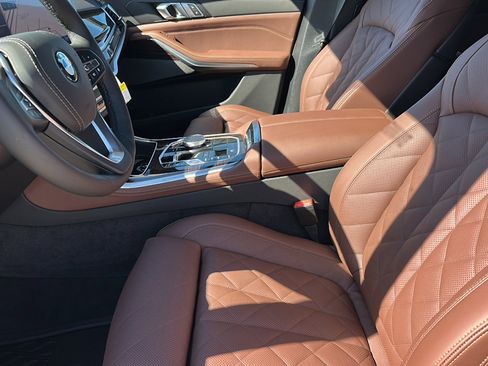 New 2026 BMW X5 sDrive40i w/ Climate Comfort Package image 10