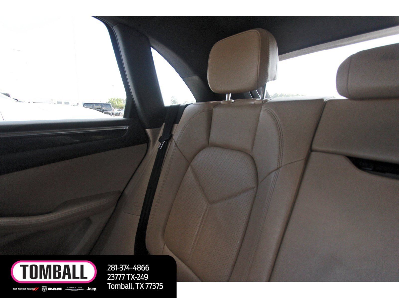 Used 2021 Porsche Macan AWD/4WD image 11