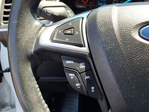 Used 2020 Ford Edge SEL w/ Convenience Package FWD image 19