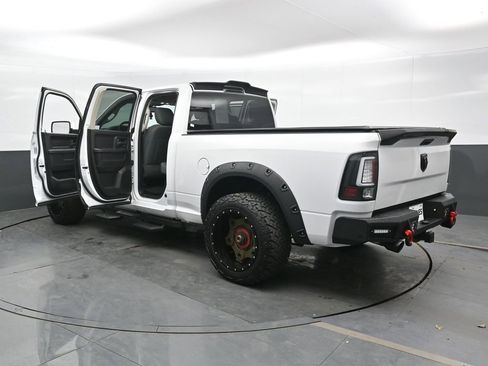 Used 2015 RAM 1500 Express AWD/4WD image 38