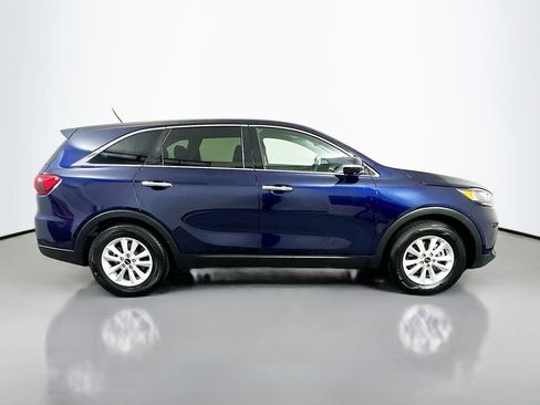 Used 2020 Kia Sorento LX FWD image 4