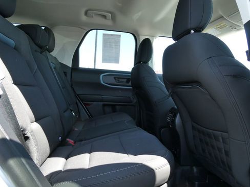 Used 2023 Ford Bronco Sport Badlands image 15