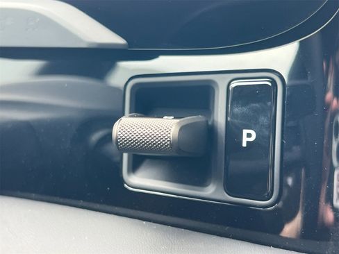 Used 2025 Porsche Taycan Turbo image 26