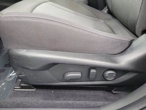 Used 2024 Subaru Crosstrek 2.0i Premium image 22