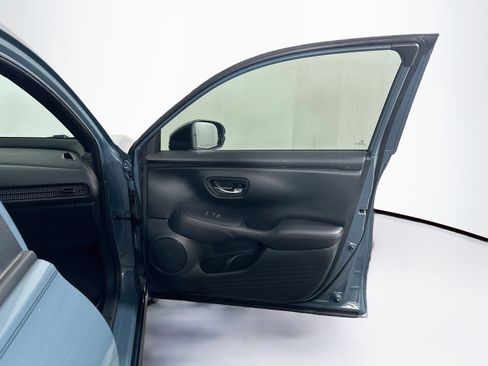 Used 2024 Honda HR-V Sport image 30