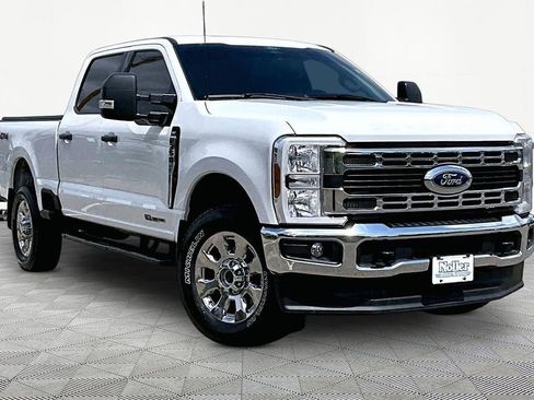 Certified 2024 Ford F350 XLT AWD/4WD image 12