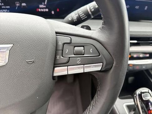 Used 2025 Cadillac XT4 Premium Luxury w/ Technology Package FWD image 28