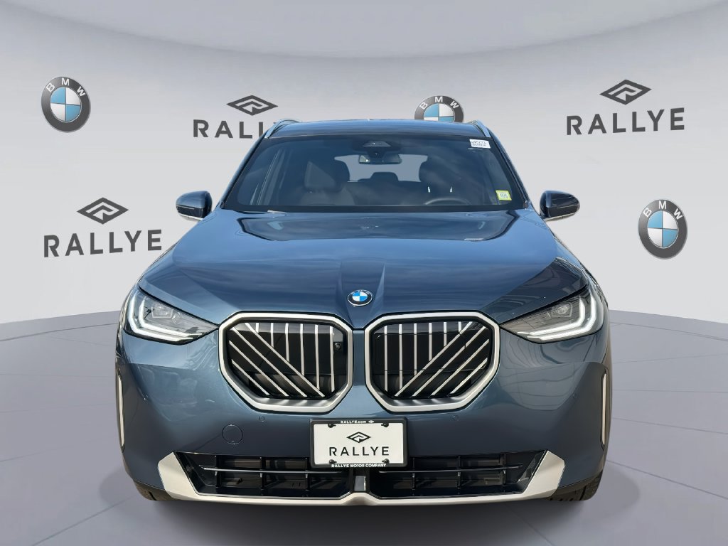 Certified 2025 BMW X3 xDrive30i w/ Premium Package AWD/4WD image 2