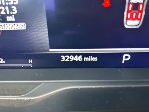 Used 2024 Nissan Pathfinder Platinum FWD image 12