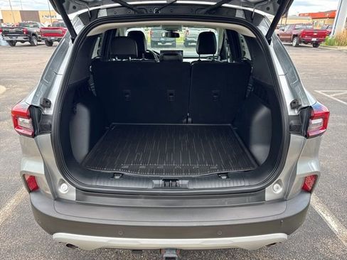 Certified 2023 Ford Escape Platinum w/ Class II Trailer Tow Package AWD/4WD image 7