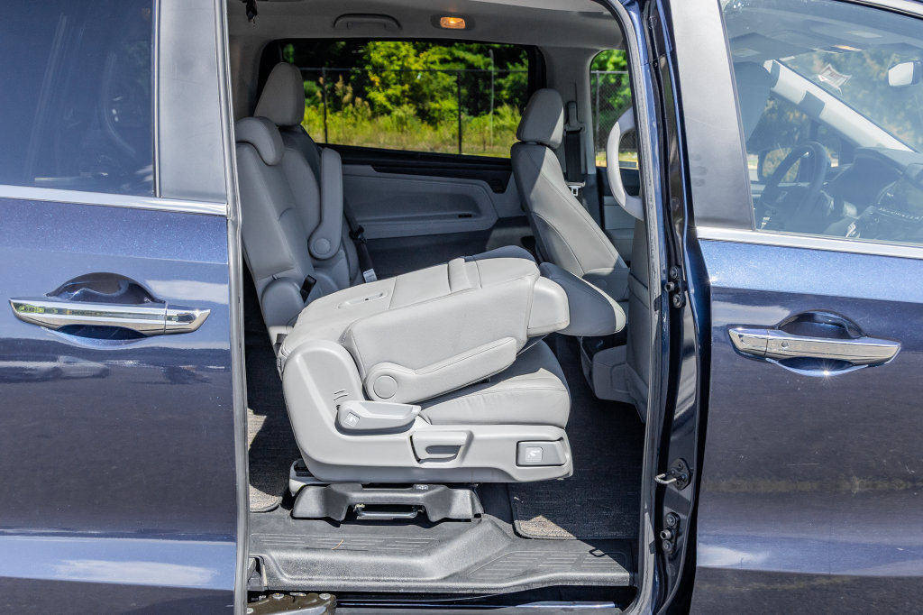 Used 2024 Honda Odyssey EX-L image 18