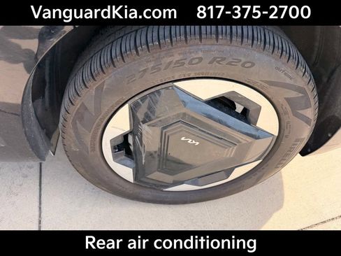 Certified 2024 Kia EV9 Land AWD/4WD image 9