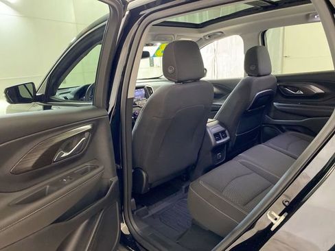 Used 2023 GMC Terrain SLE w/ Driver Convenience Package AWD/4WD image 29