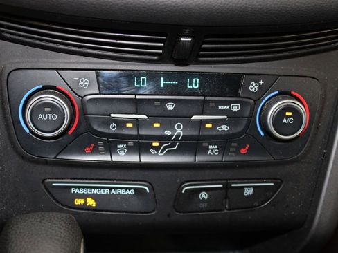 Used 2018 Ford Escape SE image 28