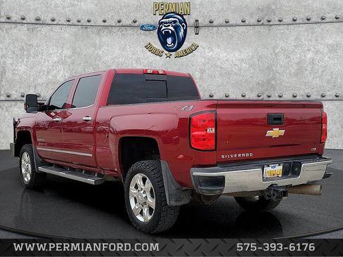 Used 2019 Chevrolet Silverado 2500 LTZ w/ Duramax Plus Package image 3