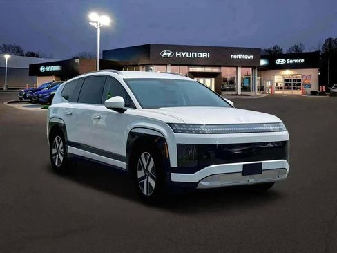 New 2026 Hyundai Ioniq 9 SEL image 11