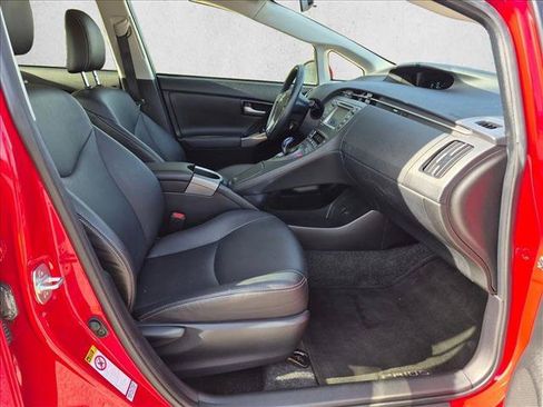 Used 2015 Toyota Prius Persona Series FWD image 19