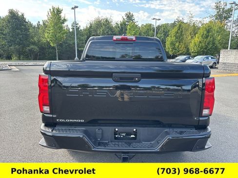 Certified 2024 Chevrolet Colorado Z71 w/ Z71 Convenience Package 2 AWD/4WD image 5