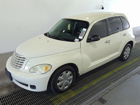 Used 2007 Chrysler PT Cruiser FWD image 1