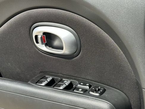 Used 2018 Kia Soul FWD image 21