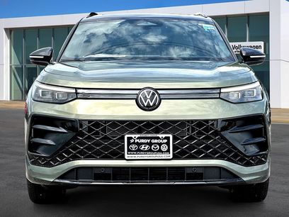 New 2026 Volkswagen Tiguan SE R-Line