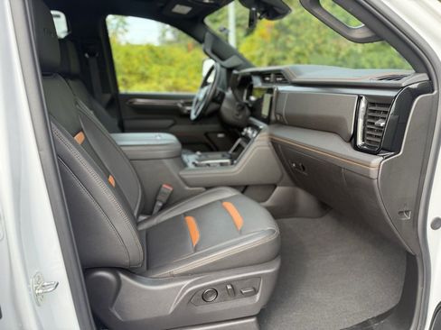 Used 2024 GMC Sierra 3500 AT4 w/ AT4 Premium Plus Package image 20