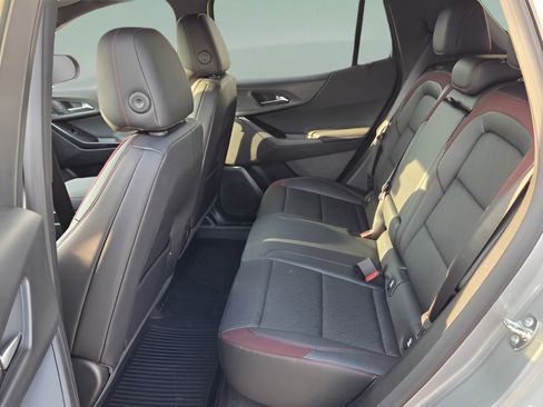 New 2026 Chevrolet Equinox RS w/ LPO, Floor Liner Package AWD/4WD image 28
