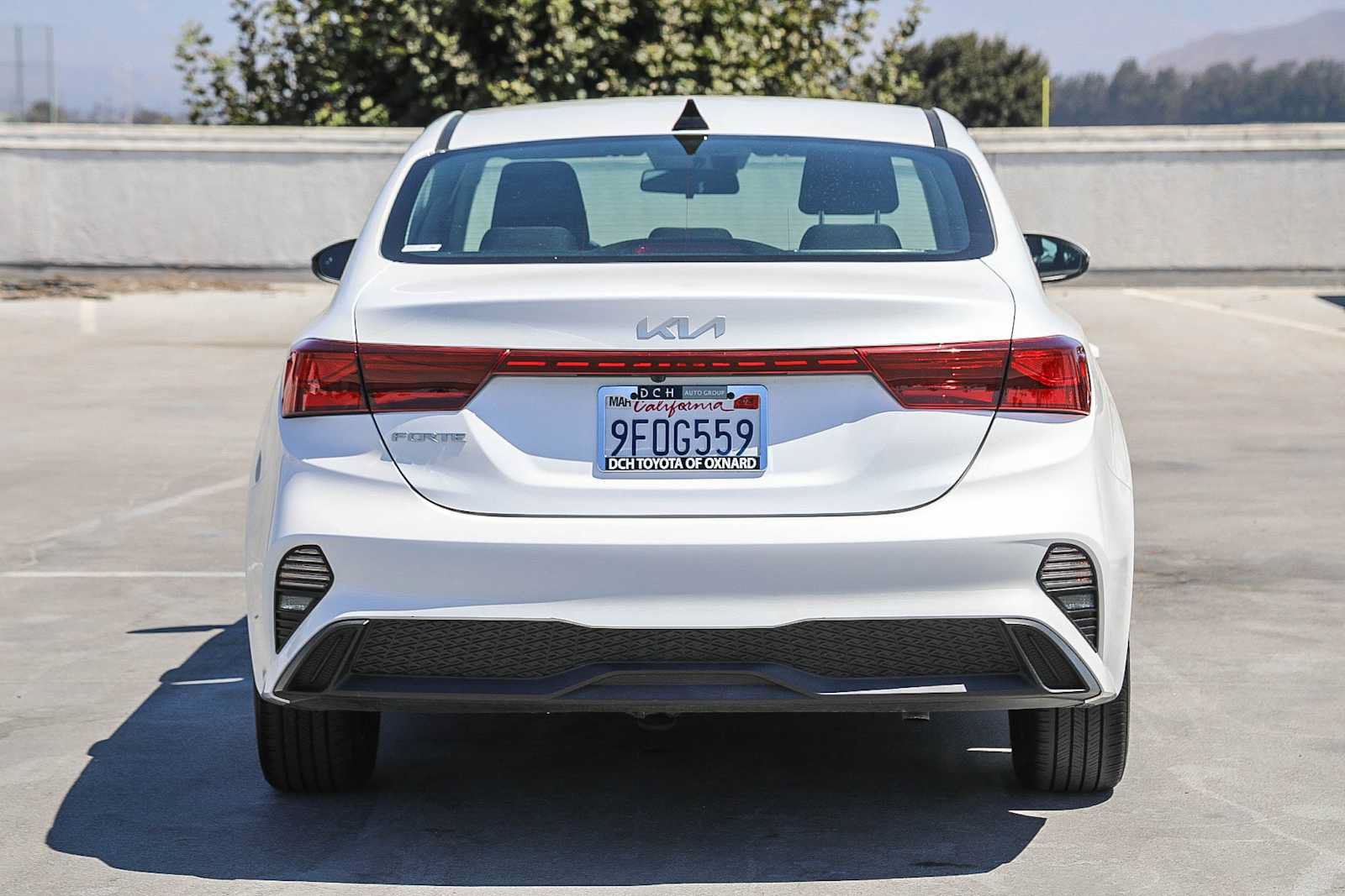 Used 2023 Kia Forte LXS w/ LXS Technology Package FWD image 6