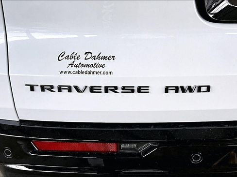 New 2026 Chevrolet Traverse RS w/ LPO, Floor Liner Package image 22