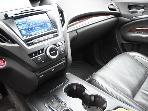 Used 2016 Acura MDX SH-AWD image 4