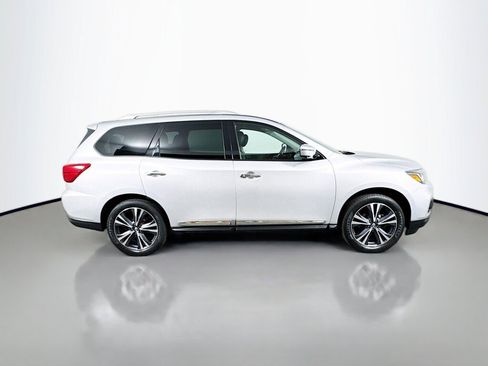 Used 2020 Nissan Pathfinder Platinum AWD/4WD image 6