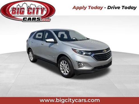 Used 2019 Chevrolet Equinox LT w/ Driver Convenience Package FWD image 1