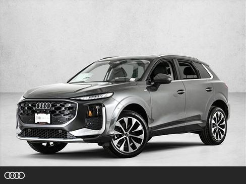 New 2026 Audi Q3 quattro 2.0T AWD/4WD image 1