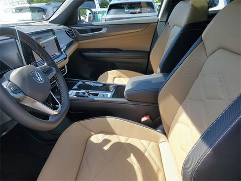 New 2026 Volkswagen Atlas Cross Sport SE image 19