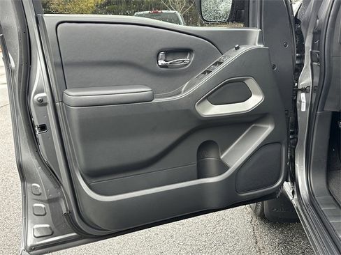 New 2026 Nissan Frontier SV image 11