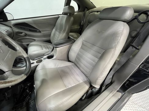 Used 2003 Ford Mustang GT RWD image 11