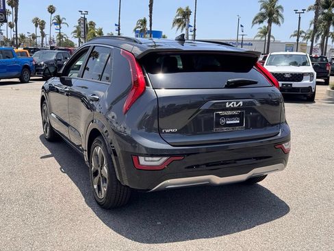 Used 2023 Kia Niro Wave FWD image 10
