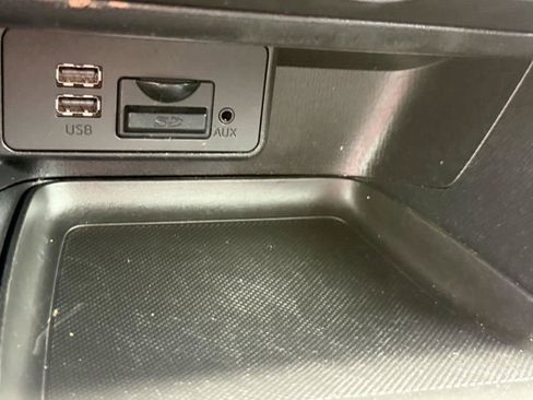 Used 2015 MAZDA MAZDA3 i Sport FWD image 25