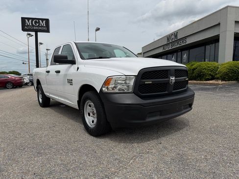 Used 2019 RAM 1500 Tradesman RWD image 2