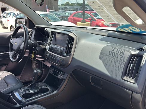 Used 2018 Chevrolet Colorado Z71 AWD/4WD image 23