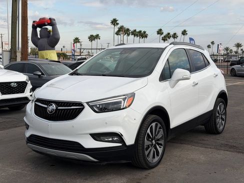 Used 2017 Buick Encore Premium image 2